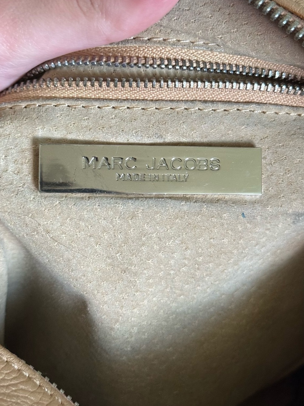 Marc Jacobs Tan Pebbled Leather Multi-pocket Blake Hobo Shoulder Bag - Picture 3 of 3